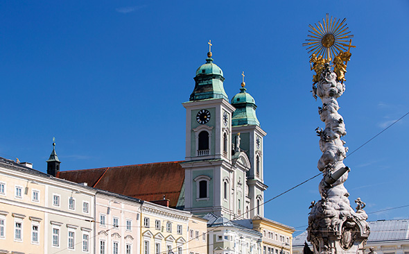 Linz Alter Dom und Dreifaltigkeitssäule