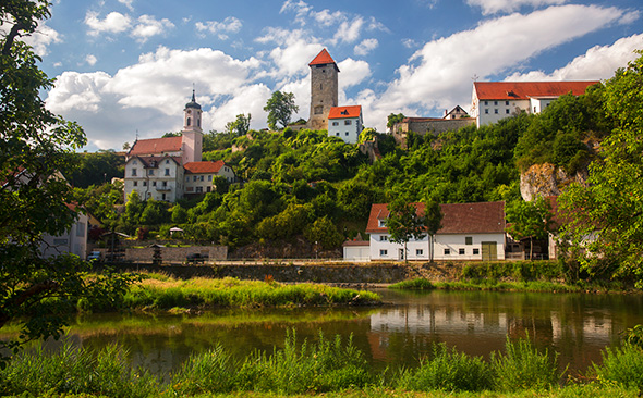 Ruine Rechtenstein am Donau-Radweg