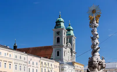 Linz Alter Dom und Dreifaltigkeitssäule