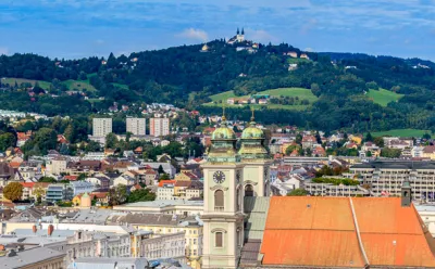 Blick auf Linz und den Pöstlingberg