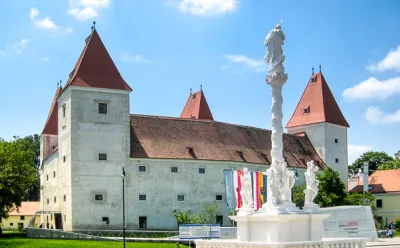 Schloss Orth