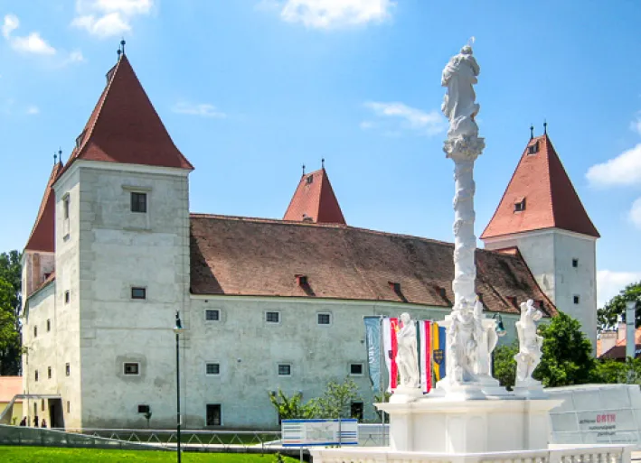 Schloss Orth