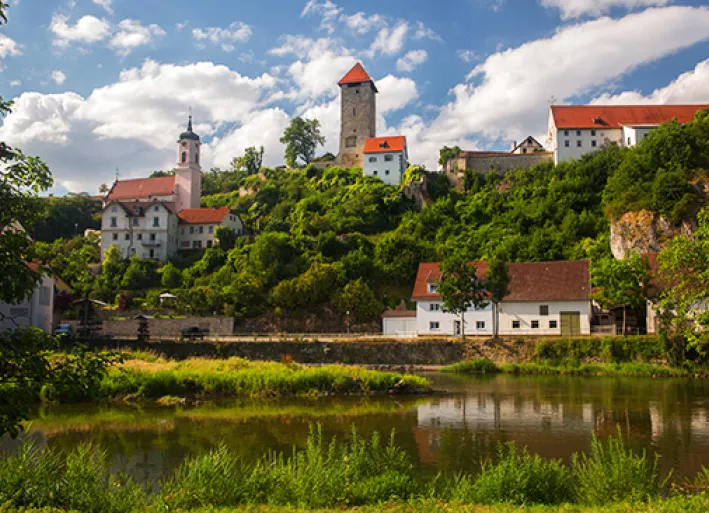 Ruine Rechtenstein am Donau-Radweg