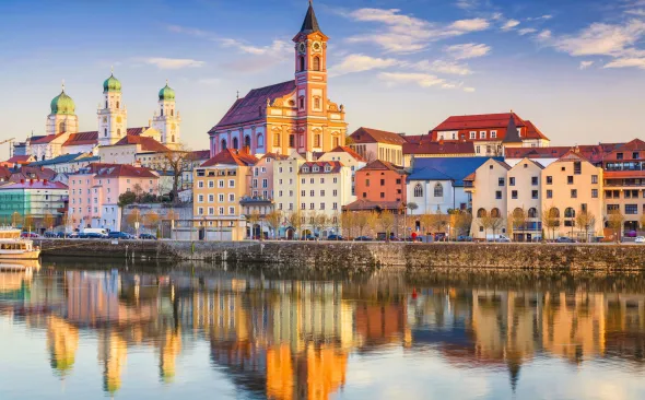 Von Passau aus die Donau entlang