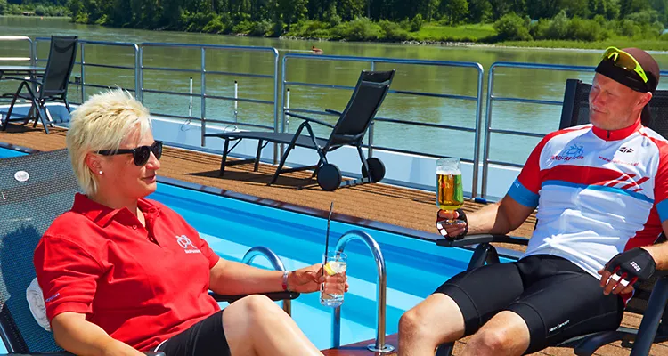 MS Carissima, Pool auf dem Sonnendeck